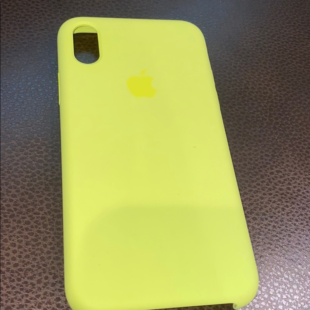 Yellow IPhone X case - Picture 2 of 3